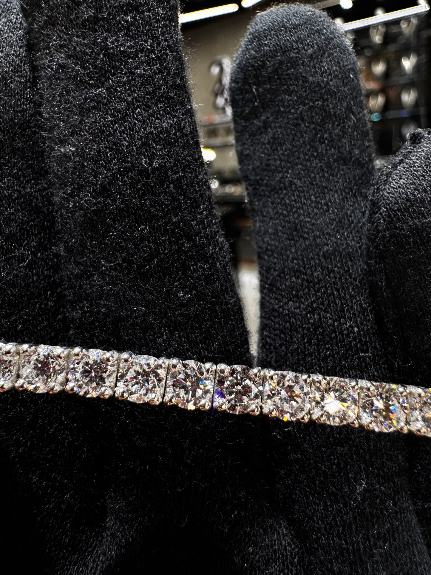 Close-up of .925 silver 35 pointer lab diamond tennis bracelet showcasing sparkling lab diamonds and fine craftsmanship